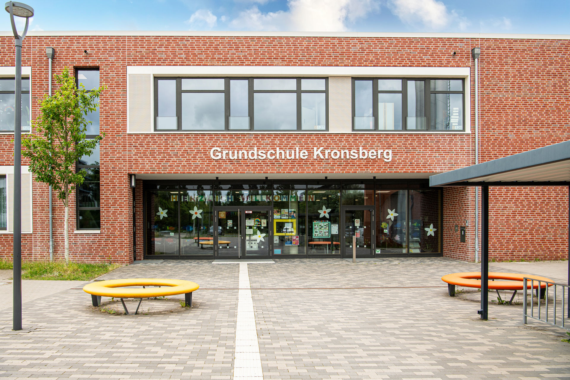 Grundschule Kronsberg – Eingang