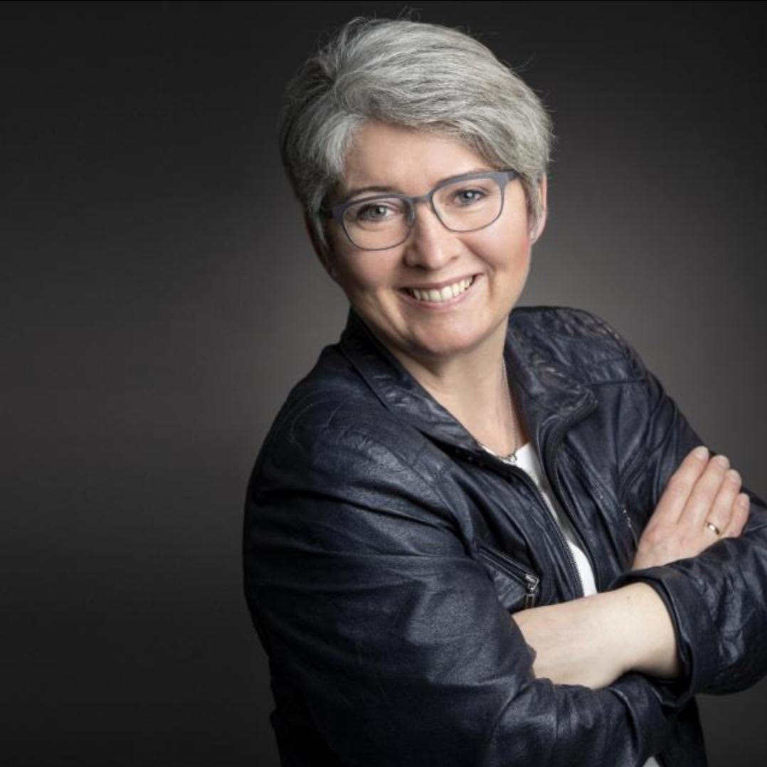 Katrin Quel ist die zuständige Schulleitung für die Grundschule Kronsberg